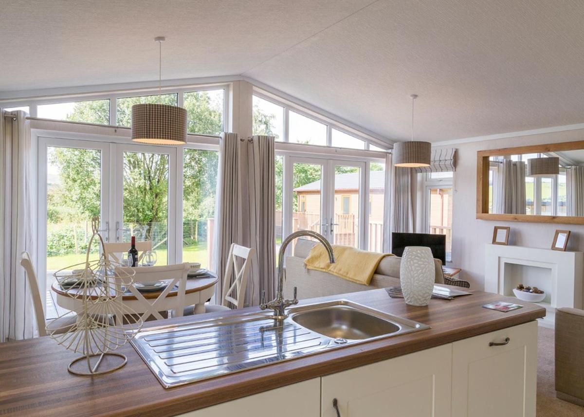Great Harlow Views Newby  ภายนอก รูปภาพ