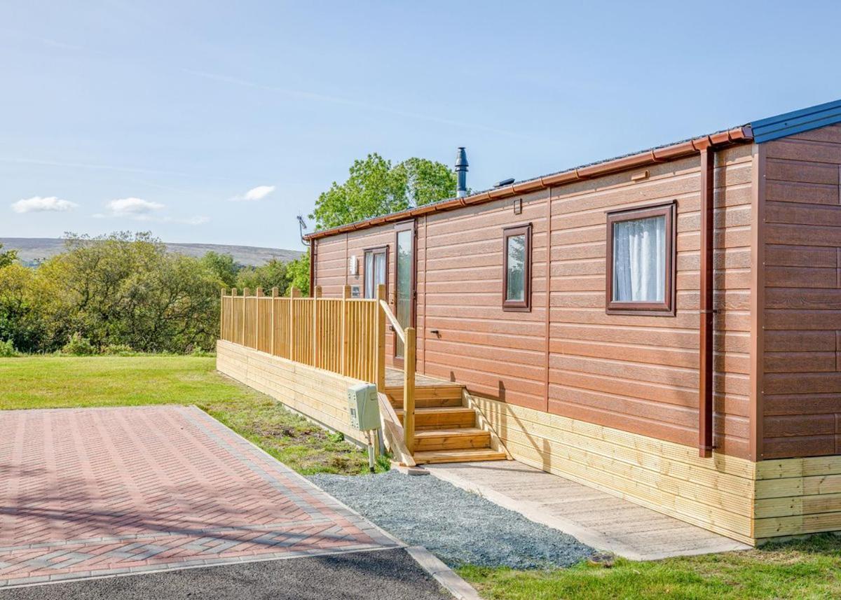Great Harlow Views Newby  ภายนอก รูปภาพ